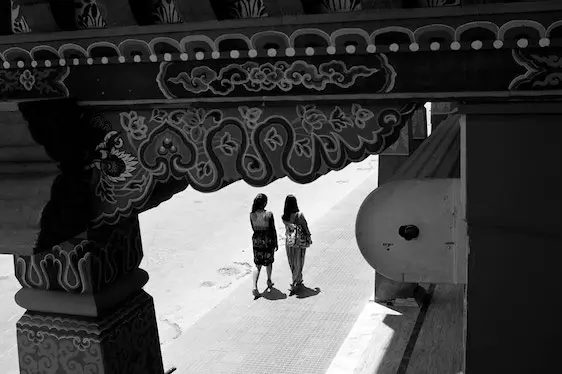 bhutan photography portfolio for freelance photographer mark l chaves